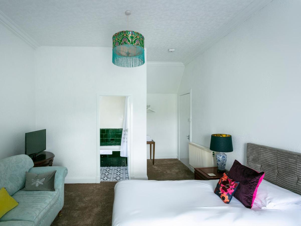 Oyo Lochinvar Hotel Glasgow Buitenkant foto