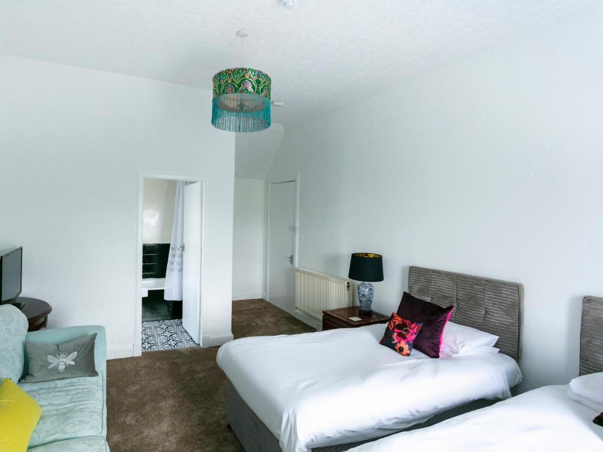 Oyo Lochinvar Hotel Glasgow Buitenkant foto