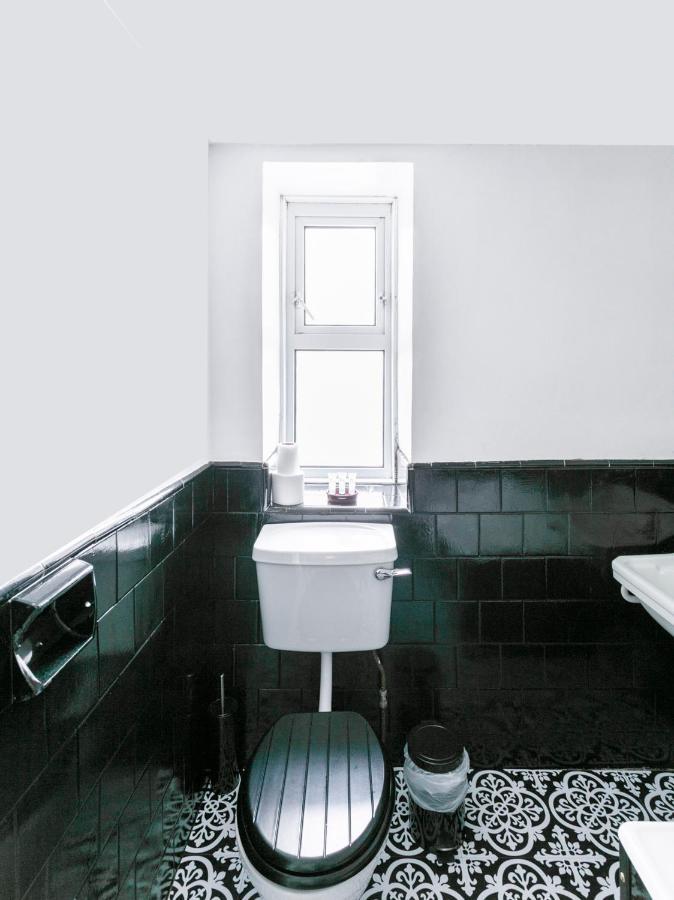 Oyo Lochinvar Hotel Glasgow Buitenkant foto